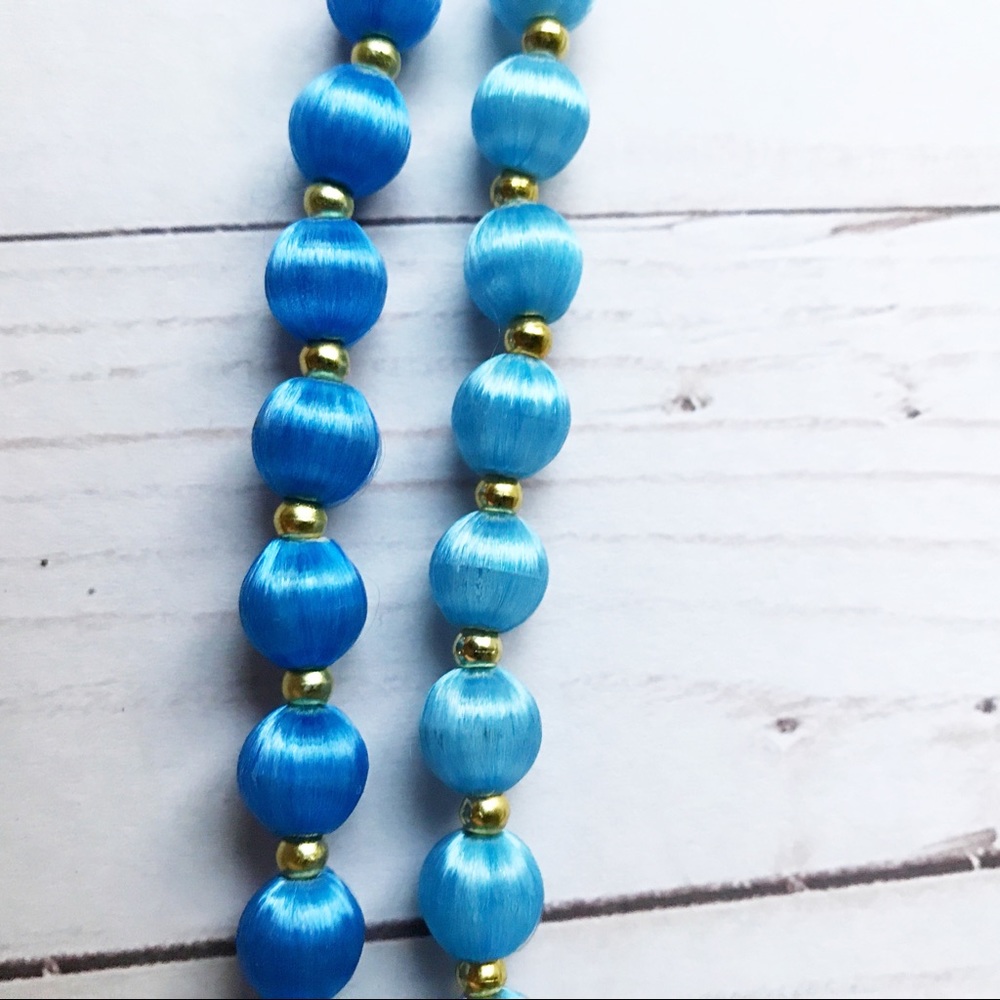 (2) 60's String Art Ocean Blue Beaded Necklace - Picture 2 of 5